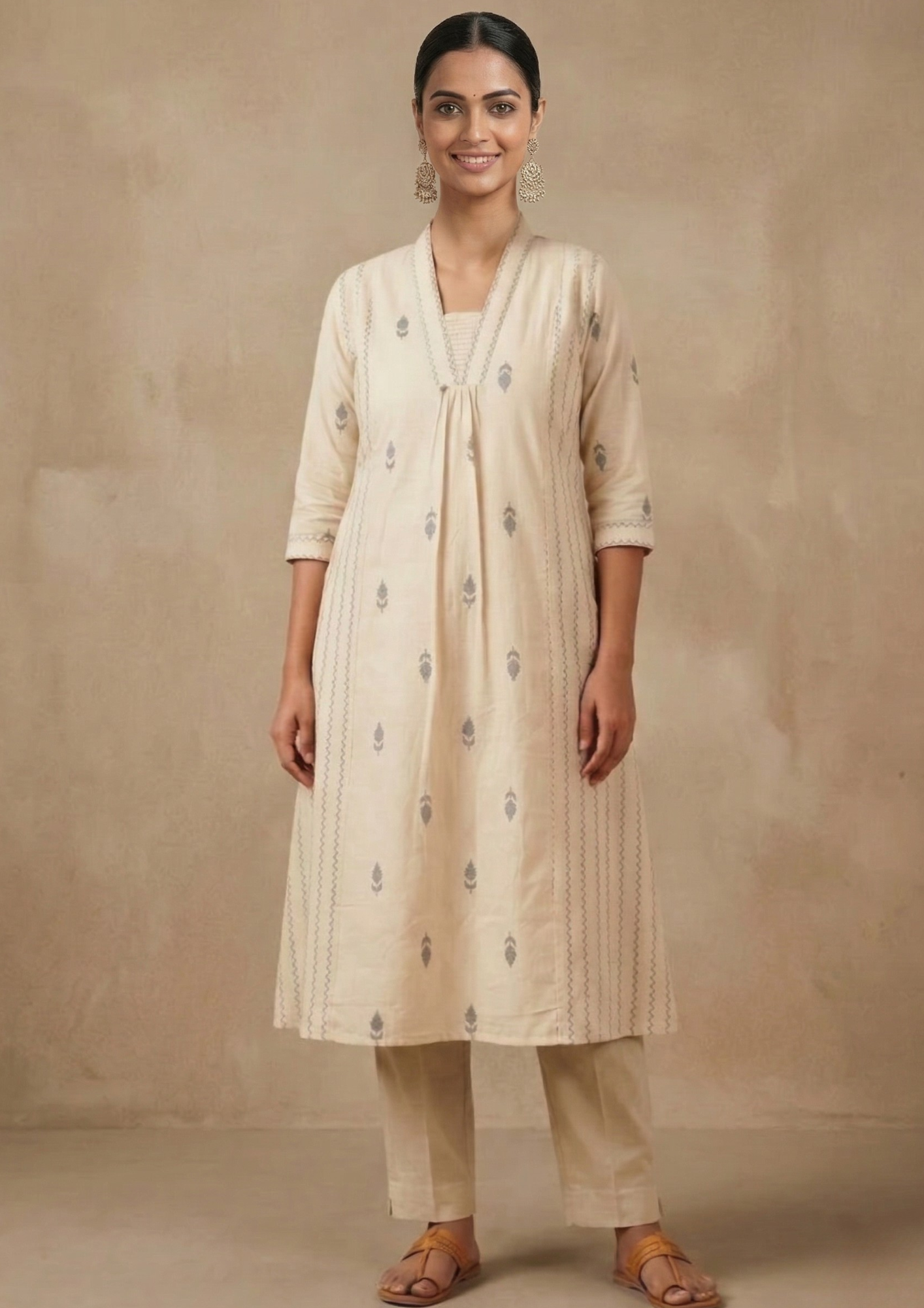 A-Linien Kleid aus Baumwolle mit Stickerei in Dunkelrot | Fabz Boutique